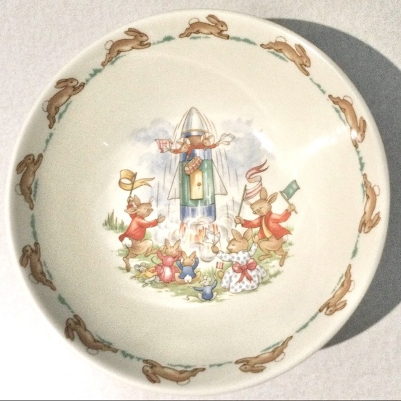 2 Bunny Royal Doulton Bunnykins - Set of Two - Picture 3 of 6